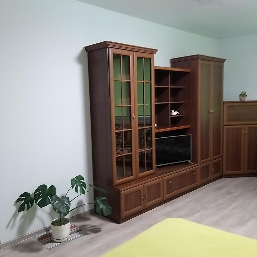 Дво І Одно Кімнатні Апартаменти Новобуд Рн Авторинку Трц Адреналін Сіті Lutsk Exterior photo